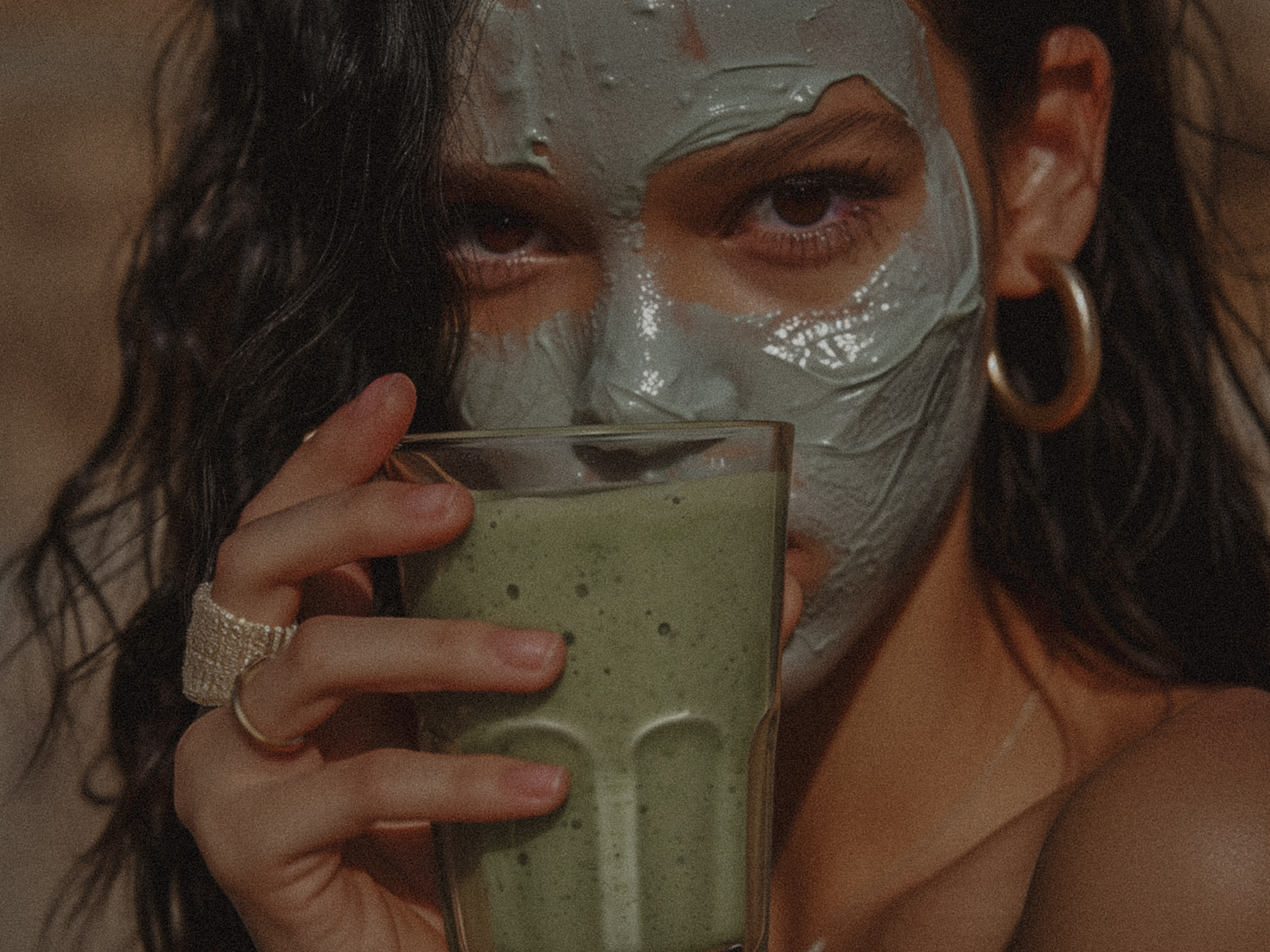 Glow von Innen: Pflege & Nutrition – perfekt vereint
